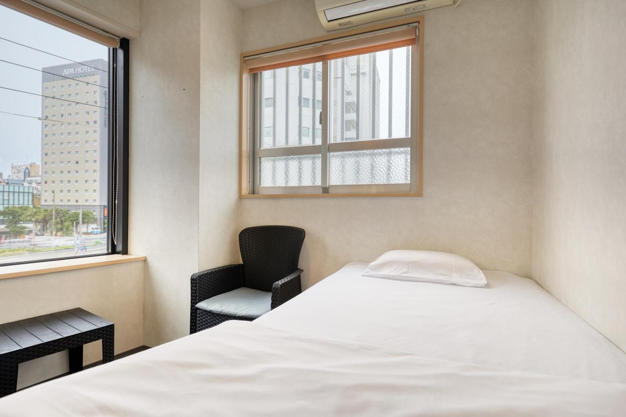 Guest House Grand Naha Exteriér fotografie