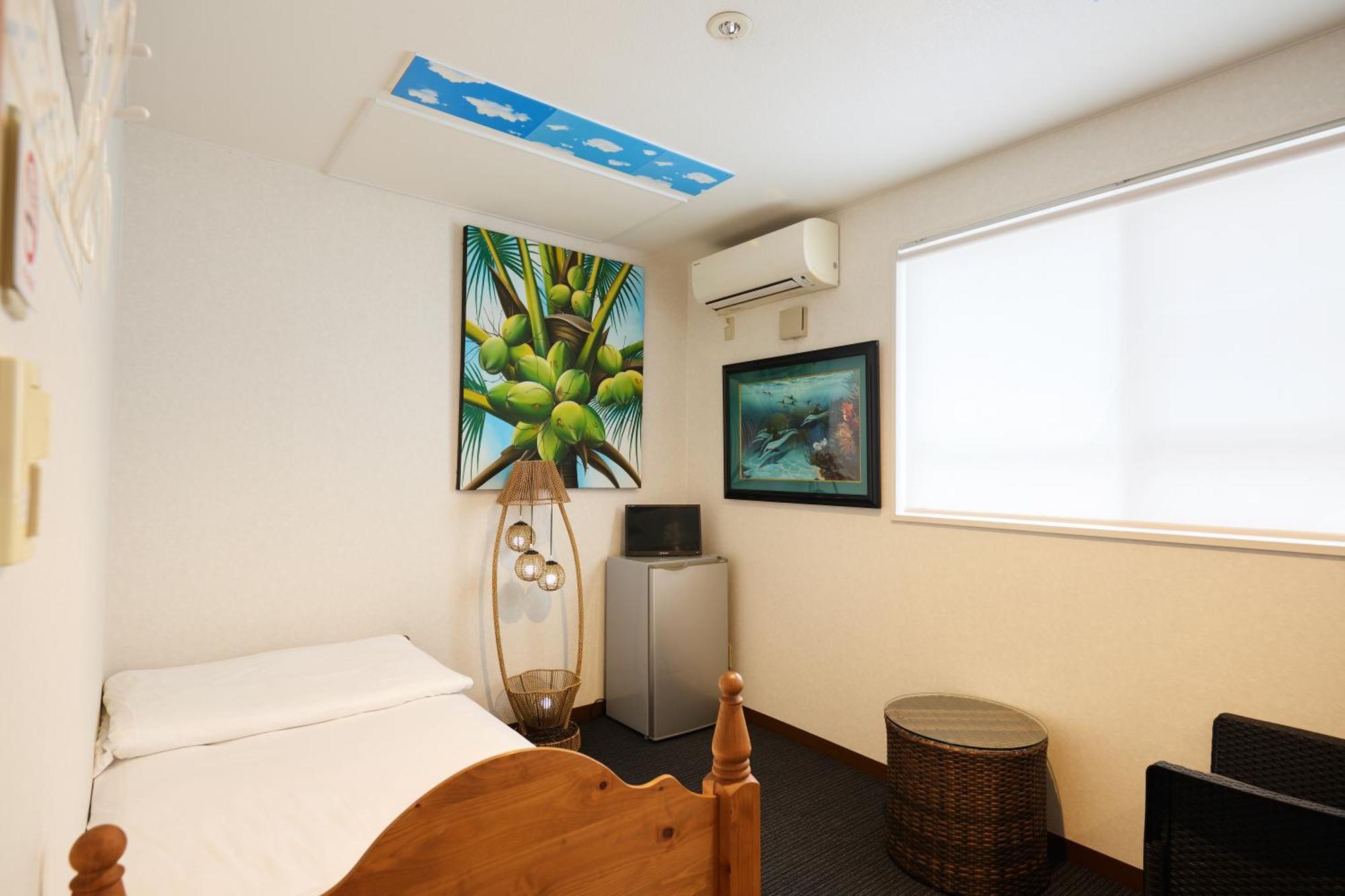 Guest House Grand Naha Exteriér fotografie